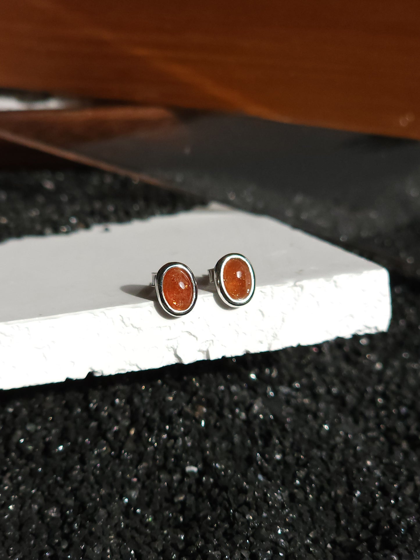 Oval Cabochon Bezel Earrings (7.0x5.0mm)