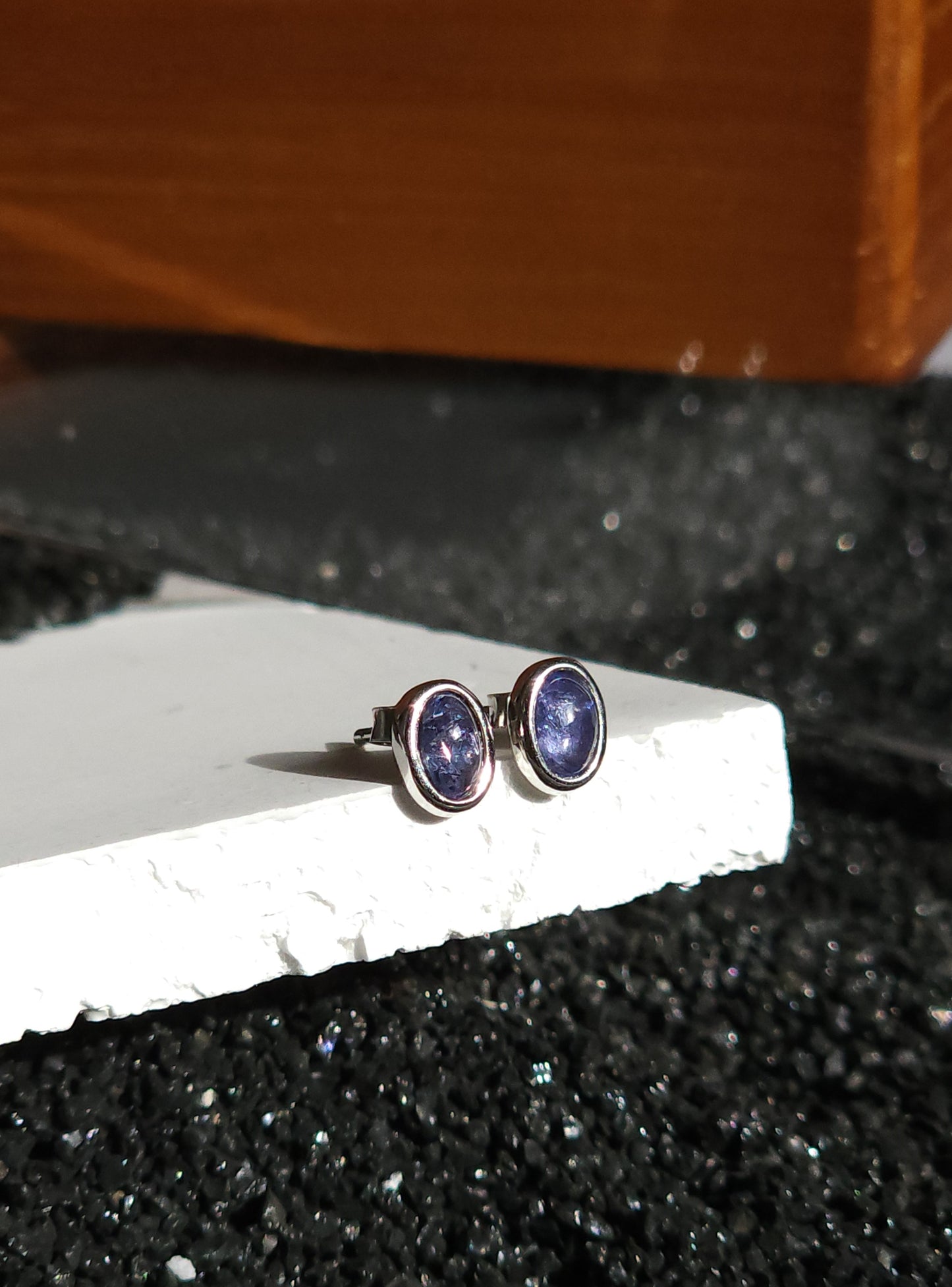 Oval Cabochon Bezel Earrings (7.0x5.0mm)