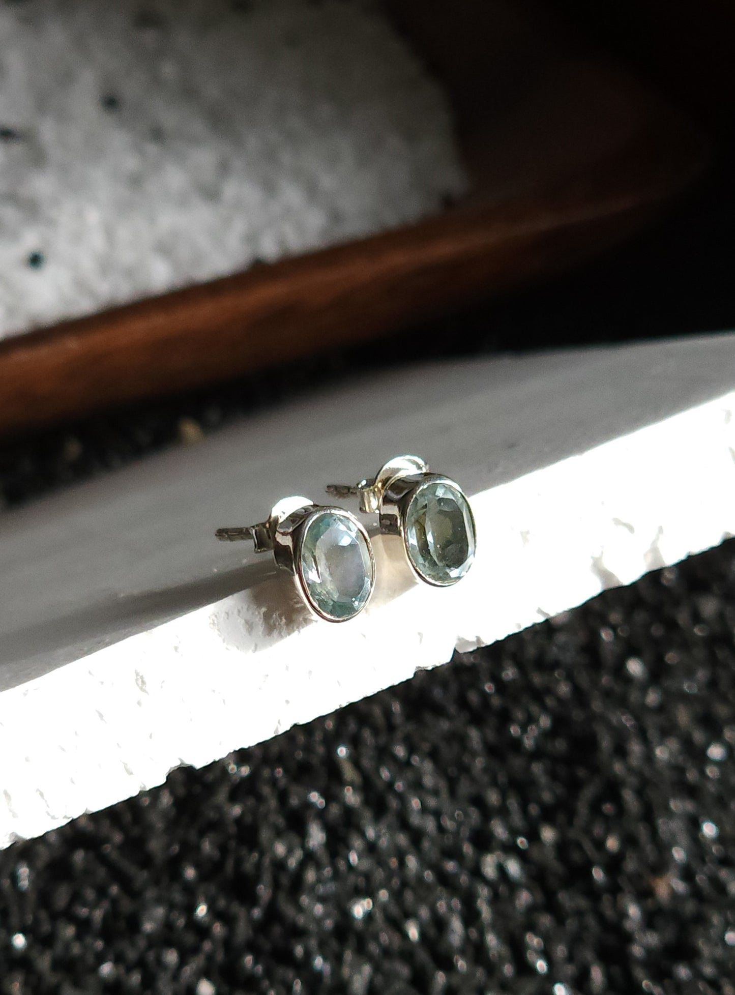 Oval Cut Bezel Aquamarine Earrings (7.8mm)